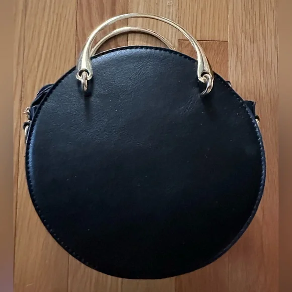 Cute pixie bag w/faux leather & suede w/gold tone studs, handles, & long strap - Picture 2 of 9